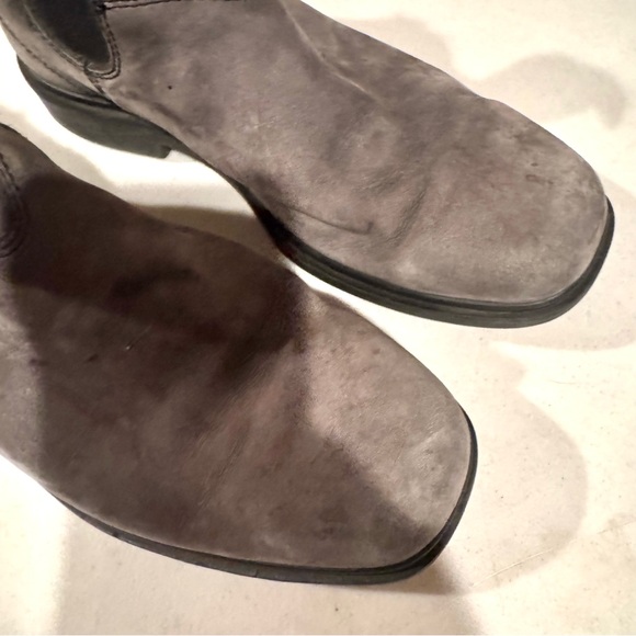 Blundstone MENS Rustic Distressed Suede Chelsea Boots Gray Size AU 9.5/US 10.5 - Picture 3 of 8
